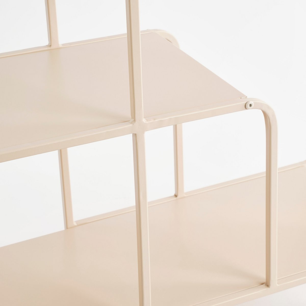 Jules Wandschrank – L70 x B30 x H76 cm – Metall – Hellbraun