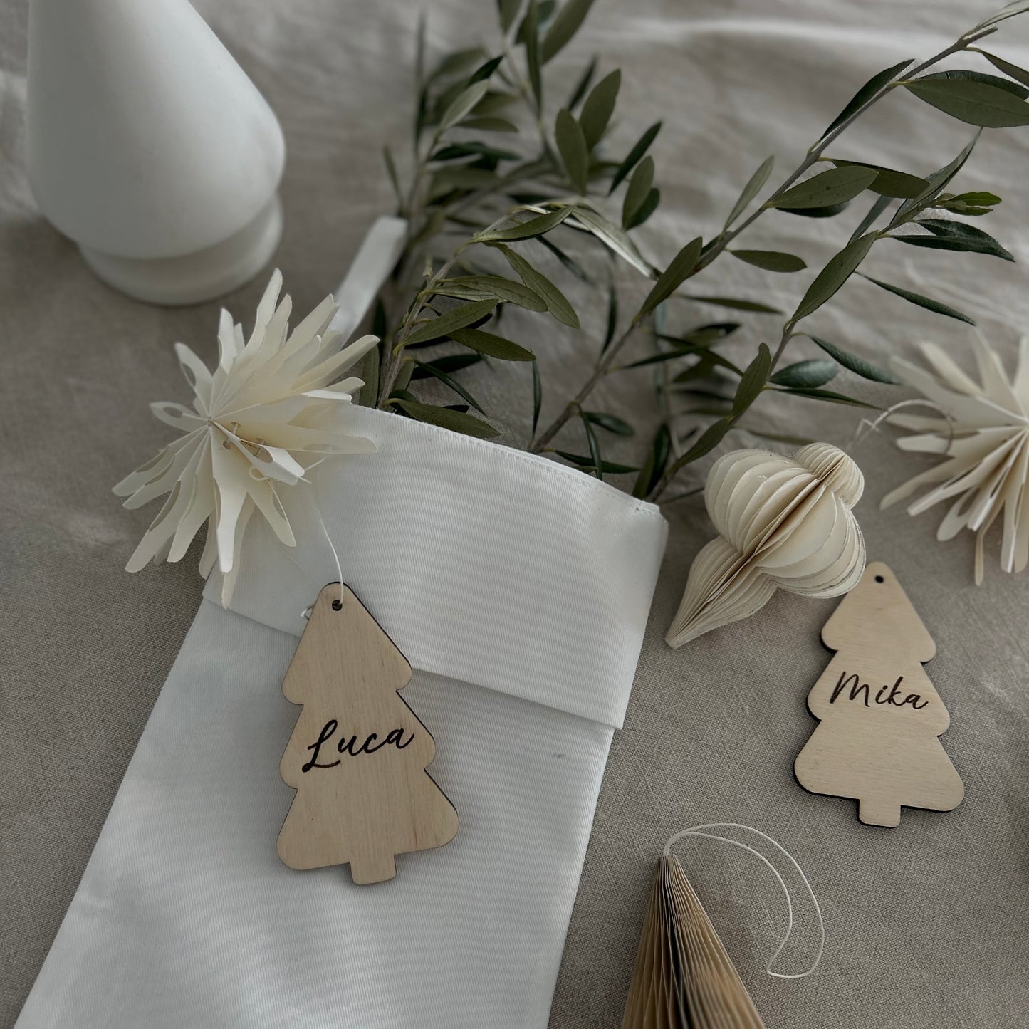 Christbaumschmuck „Tannenbaum“ mit Wunschname