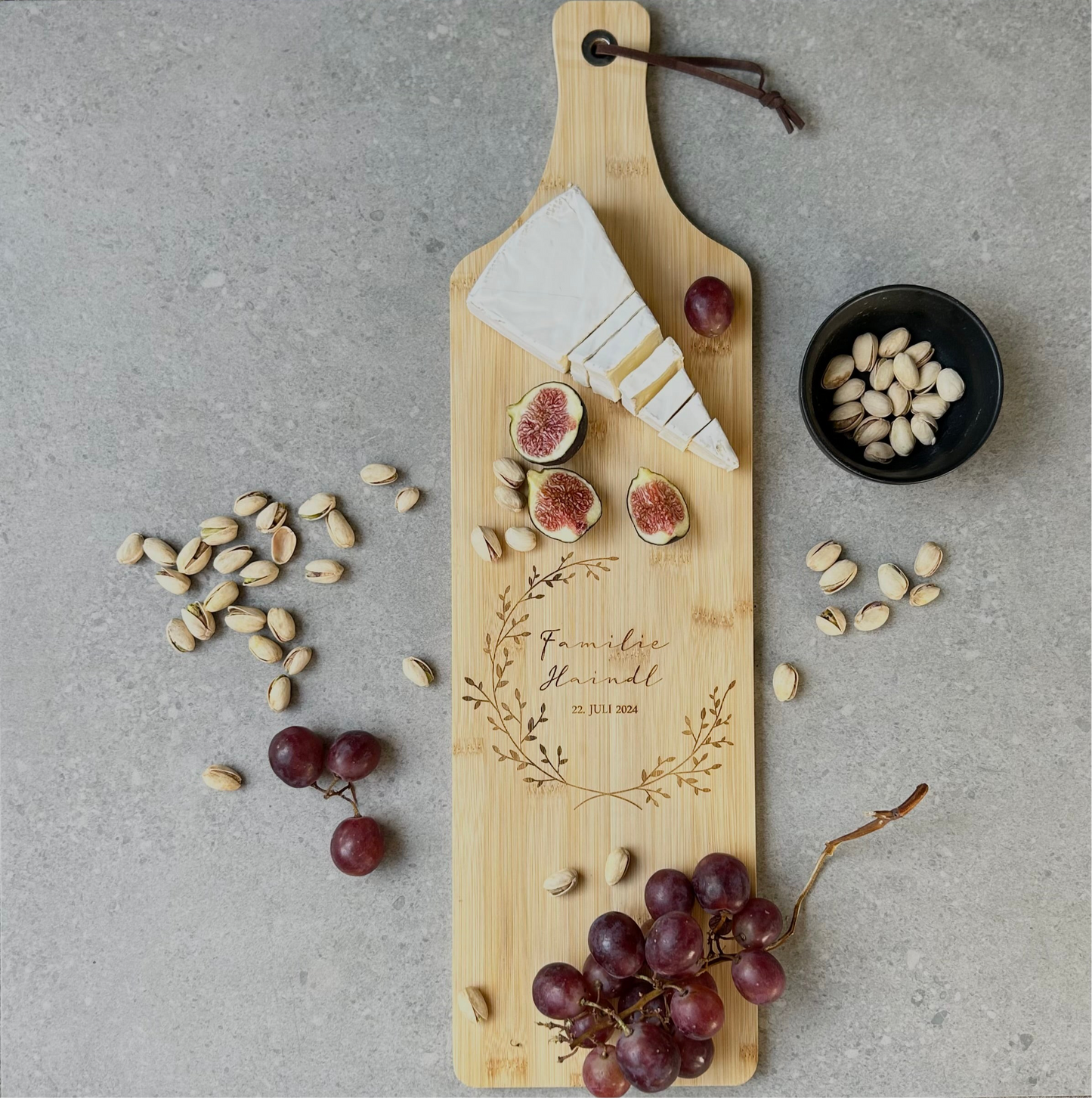 Schneidebrett mit Wunschgravur personalisierbar Hochzeit, Paare, Familien & Einzugsgeschenk