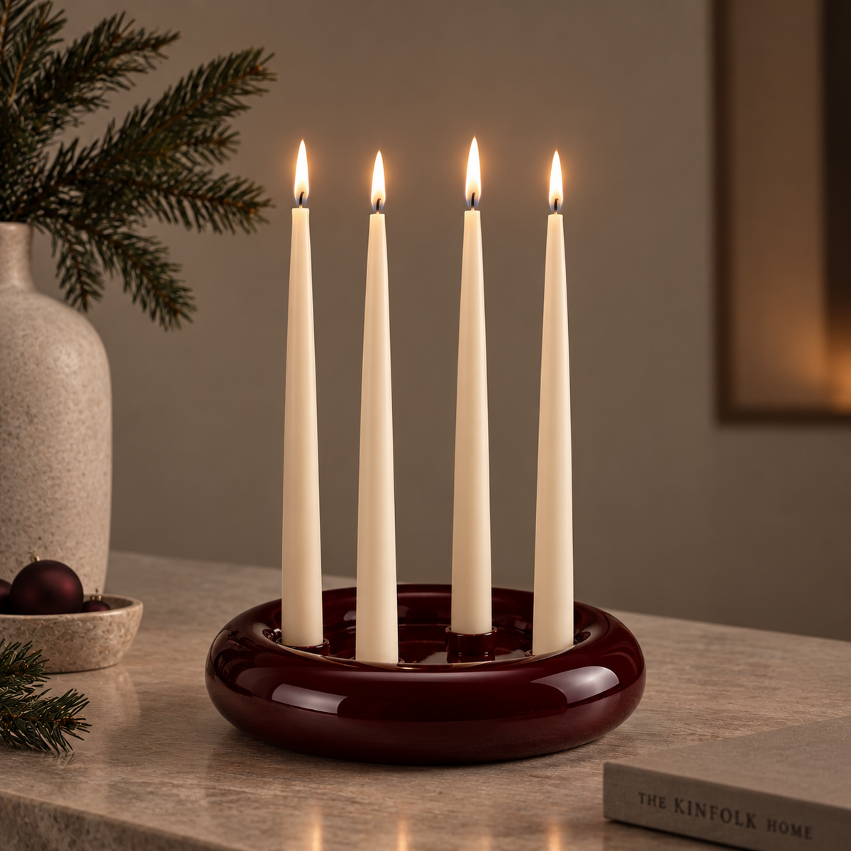 AMARA Adventskerzenhalter – Moderner Adventskranz für 4 Kerzen in Dunkelrot