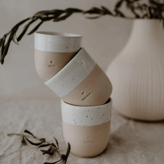 Eulenschnitt Tassen Set – Steingutbecher Mama & Papa | Geschenkidee für Eltern