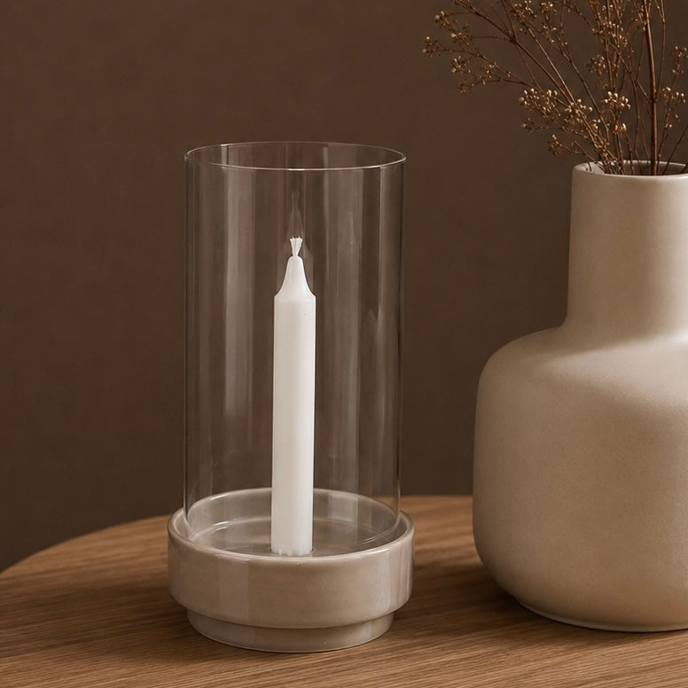 Wikholm Form METTE Kerzenhalter für Stabkerzen mit Glaszylinder beige
