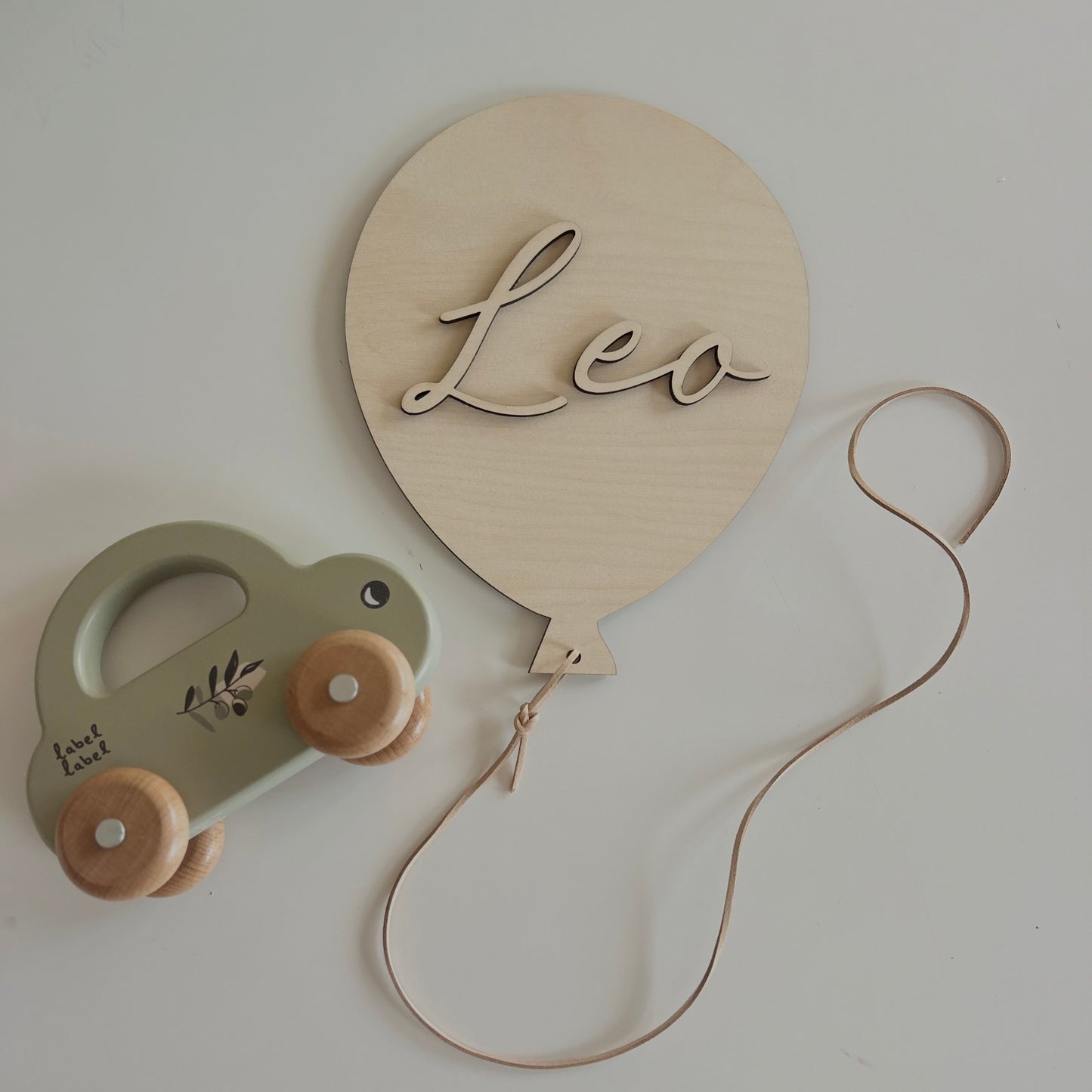 Kinderzimmer Namensschild | Luftballon | Geschenk Geburt