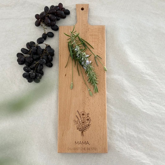 Graviertes Schneidebrett „Mama, du bist die Beste!“ – Muttertagsgeschenk aus Holz