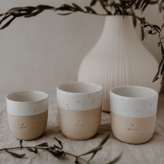 Eulenschnitt Tassen Set – Steingutbecher Mama & Papa | Geschenkidee für Eltern