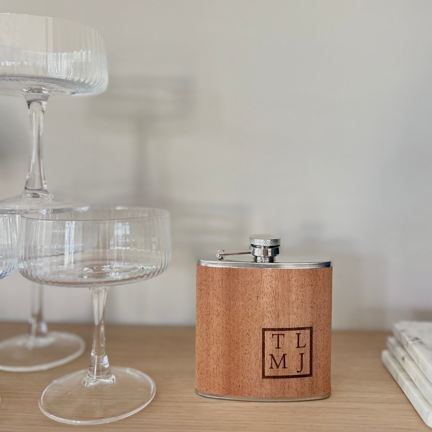 Flachmann mit Initalien Holz