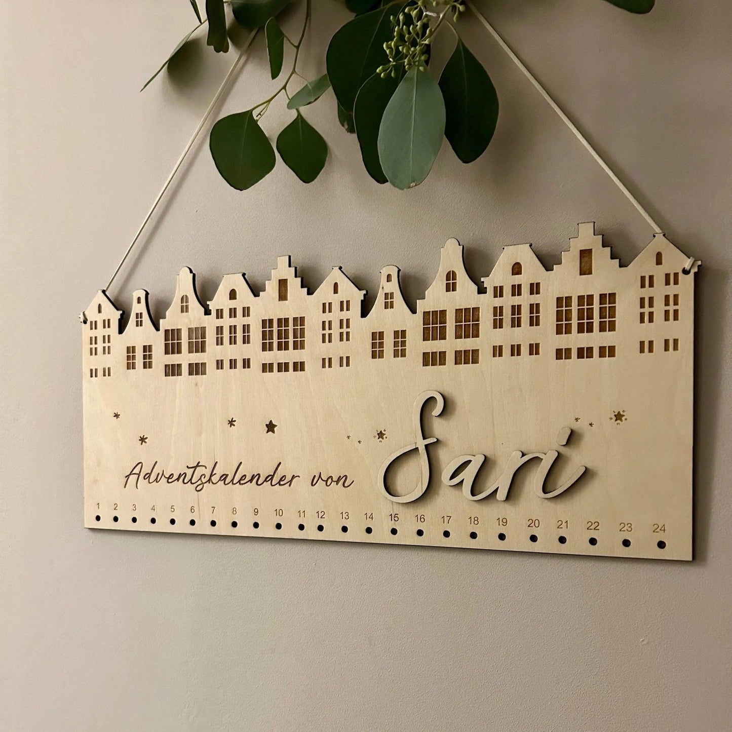 Adventskalender mit Wunschname in 3 D Schrift Schön Manufaktur