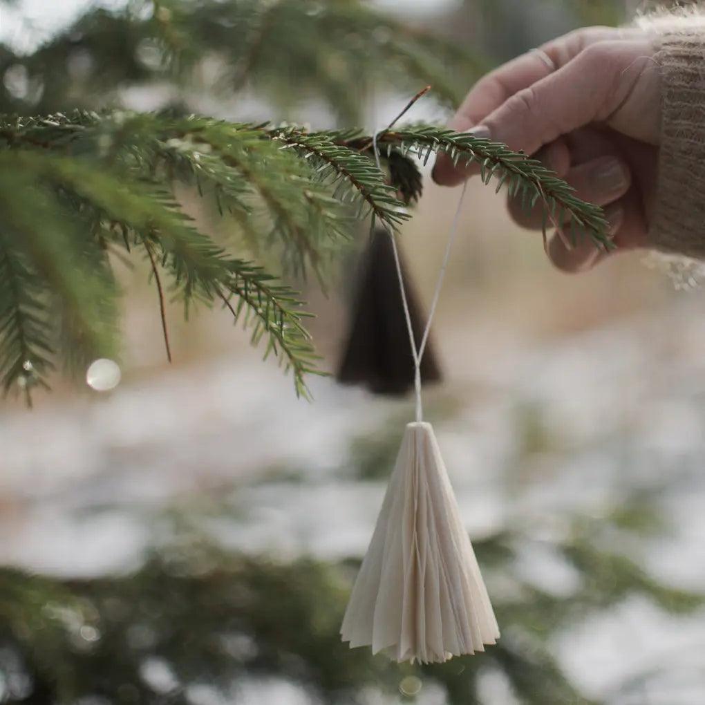 DBKD Paper Tree Weihnachtsanhänger weiss Schön Manufaktur