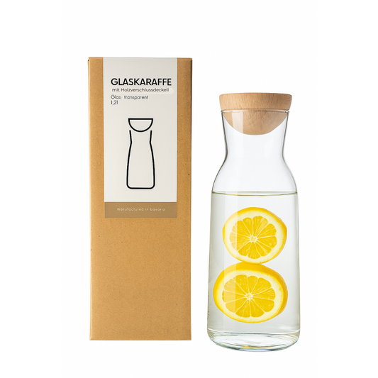 Handgefertigte Karaffe aus Glas mit Gravur & Holzdeckel