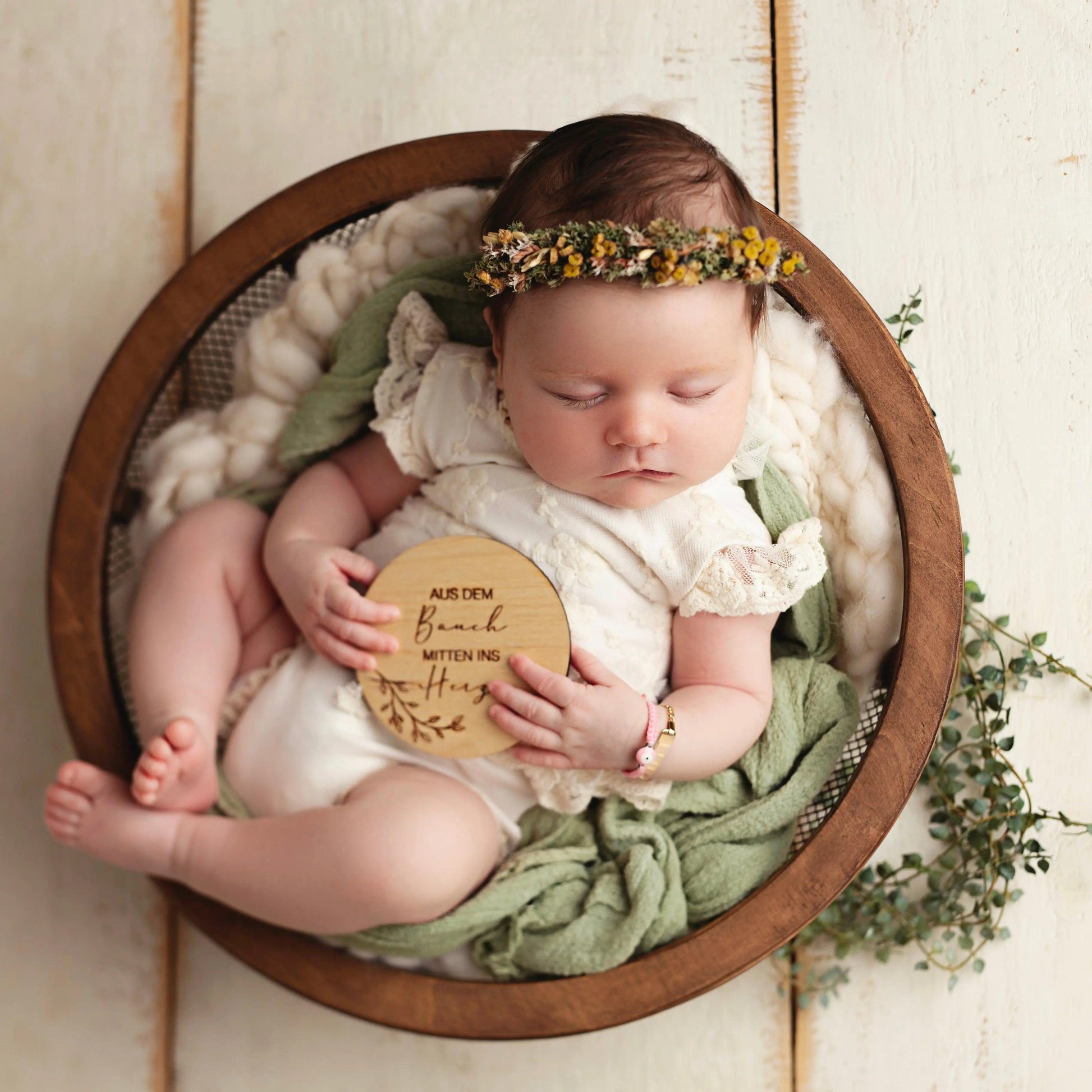 Baby Meilensteinscheibe „ Aus dem Bauch mitten ins Herz“ Schön Manufaktur